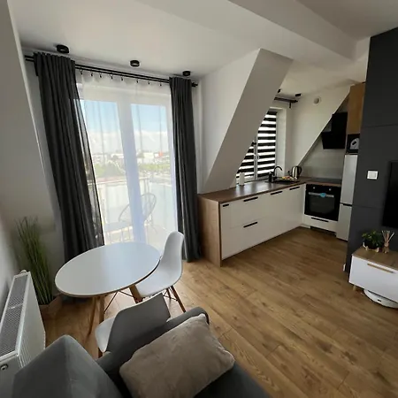 Kawalerka Z Widokiem Na *